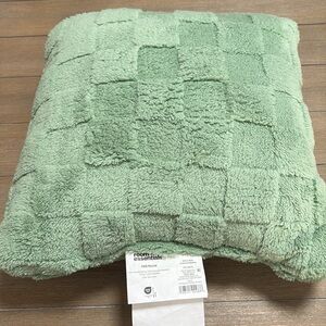 Room Essentials Plush Decorative Pillow NWT Room Essentials